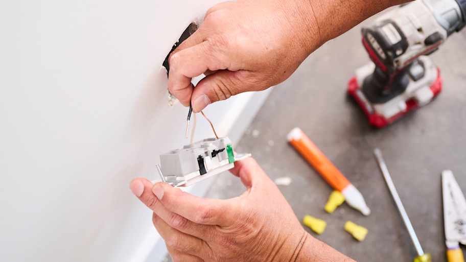 Outlet repair